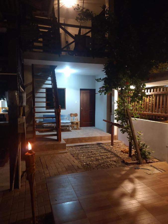 Hostal Moai Montañita 外观 照片