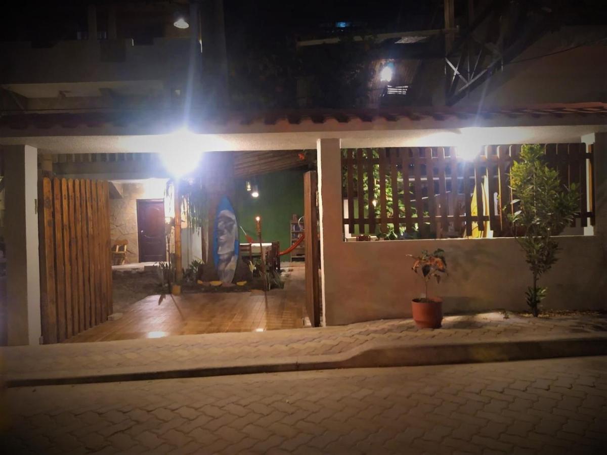 Hostal Moai Montañita 外观 照片